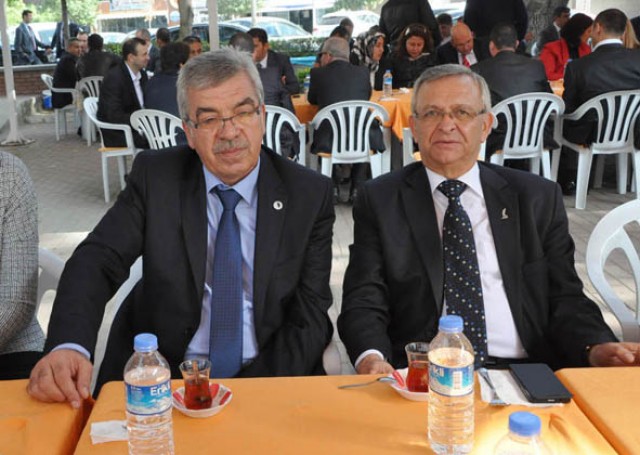 Tabakoğlu, Öpçin lehine çekildi