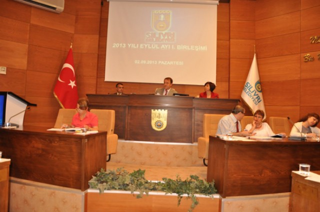 Belediye Meclisi Pazartesi toplanıyor