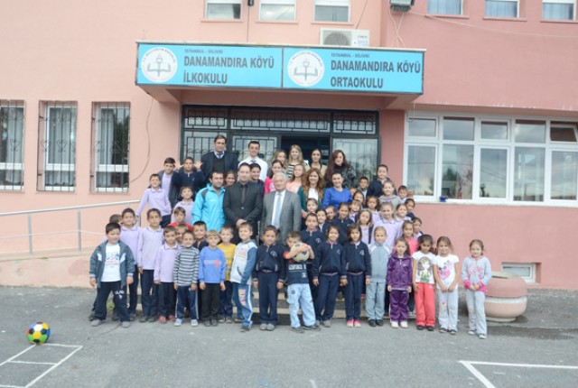 Danamandıra’ya, Belediye’den fen laboratuvarı