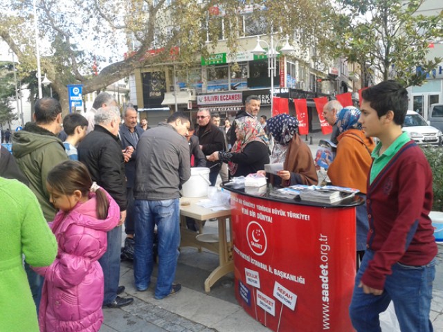 Saadet Partisi’nden aşure ikramı