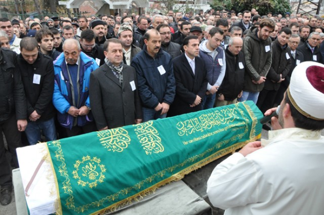 Öpçin’in ani ölümü sevenlerini yasa boğdu