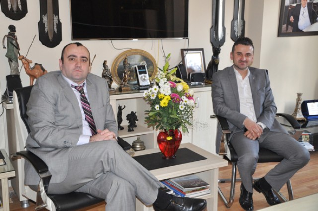 Kurucu kardeşliği!