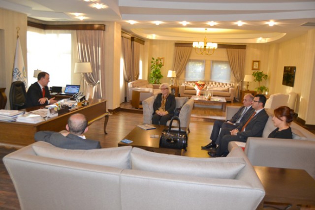 Girişimci bayanlara mikro kredi müjdesi