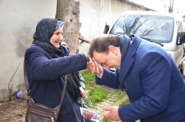 Işıklar: Onların hakkını ödeyemeyiz