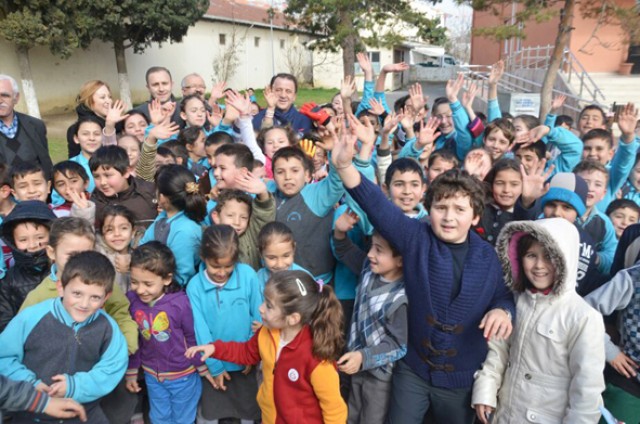 Öğrenciler, Işıklar’ı görünce coştu