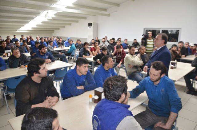 Işıklar, fabrika ziyaretlerini sürdürüyor