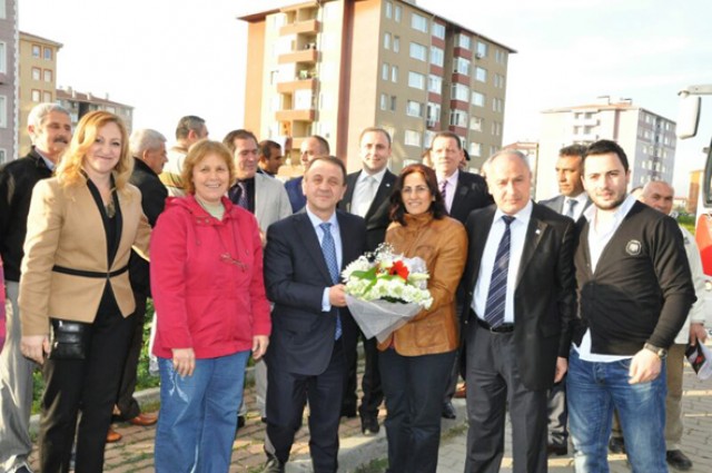 Birlik Sitesi’nden Işıklar’a sıcak karşılama