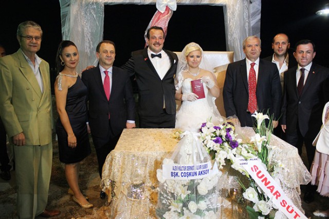 Cesur, Özmen’e “Evet” dedi