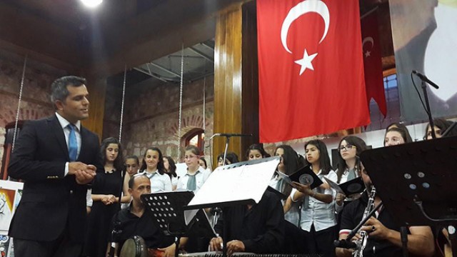 Genç yürekler birleşti, Nihavent dediler