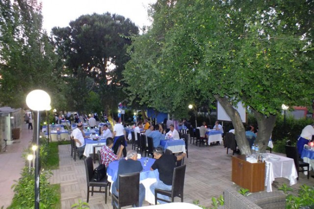 FASIL & CANLI MÜZİK & OCAKBAŞI  Desspina Restaurant
