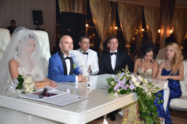 Emine ve Alper’in muhteşem düğünü