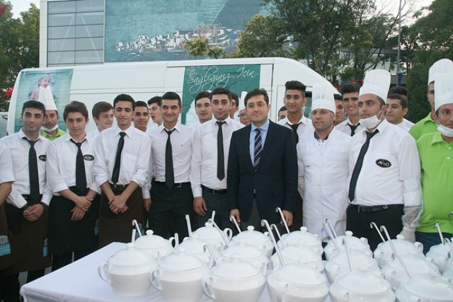 Başkandan teşekkür, Sabancı’dan takdir