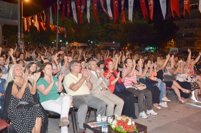 FESTİVAL COŞKUSU DEVAM EDİYOR