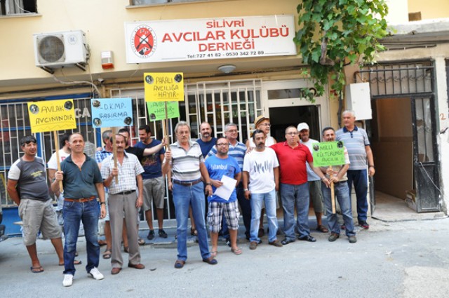 AVCILARDAN AVBİSE HAYIR EYLEMİ