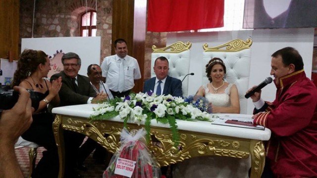 Hatice ve İlkin erdi muradına