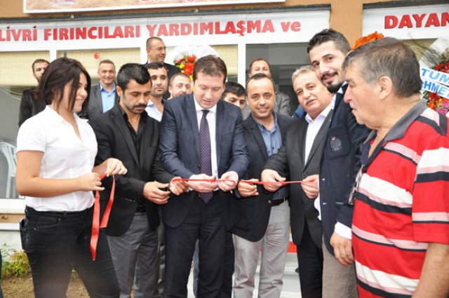 Fırıncılar derneğine kavuştu
