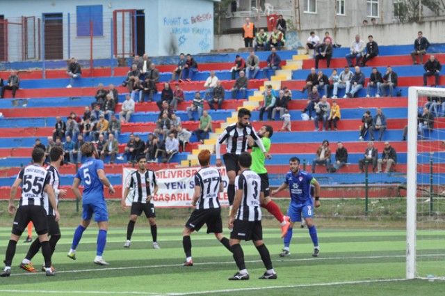 İSTEKLİ SİLİVRİSPOR