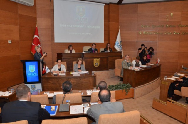 Meclis bugün toplanıyor