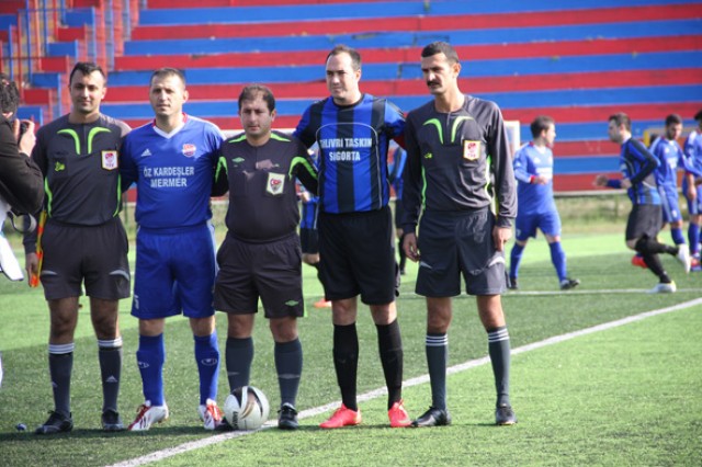 Kavaklı ilk yarıda işi bitirdi 2-3