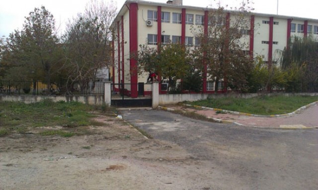Okuldan kaçarken
