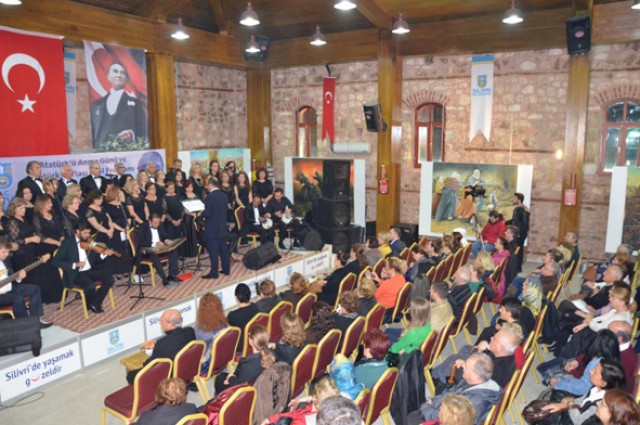ATatürk’ün sevdiği şarkılar söylendi