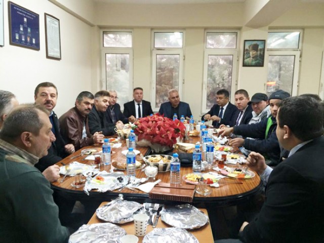 Esnaf başkanları hız kesmiyor