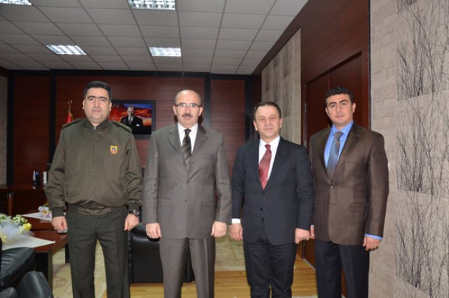Işıklar'dan, Bekarlar'a ziyaret