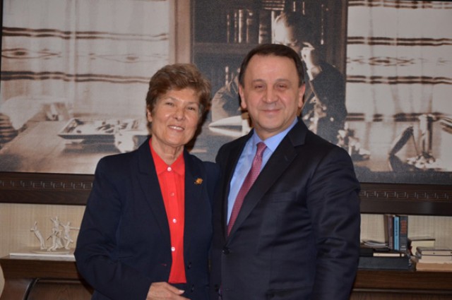 Önal'dan Işıklar'a ziyaret