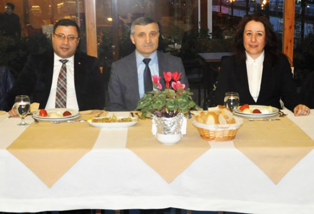 Çanta Okulu siyasileri ağırladı