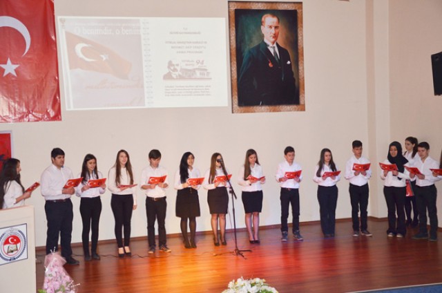Büyük Şair Mehmet Akif Ersoy anıldı...