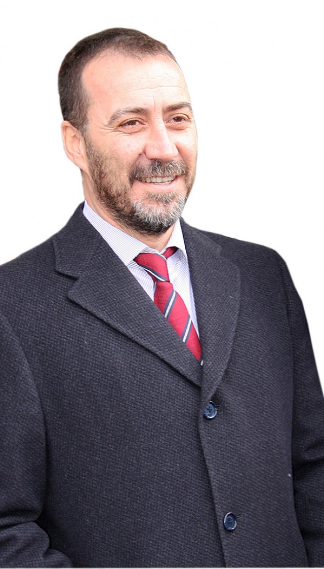 Milletvekili aday adayı