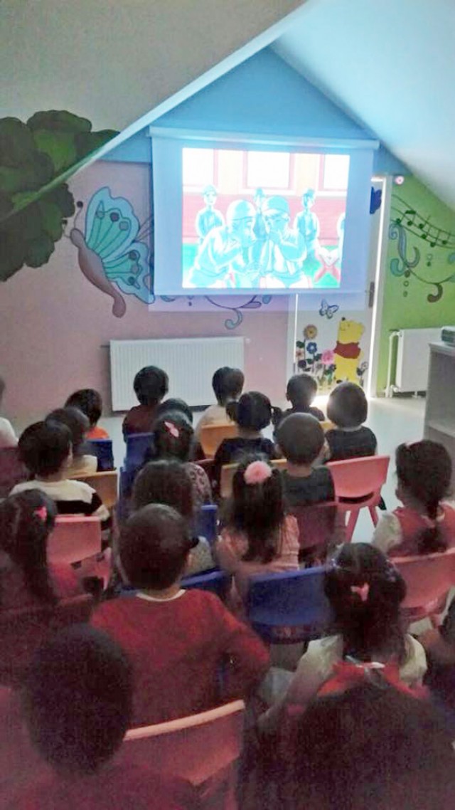 Ersoy, miniklere anlatıldı