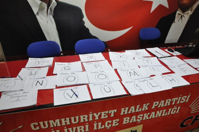 CHP’de Ön Seçim Üye Listesi askıya çıktı!