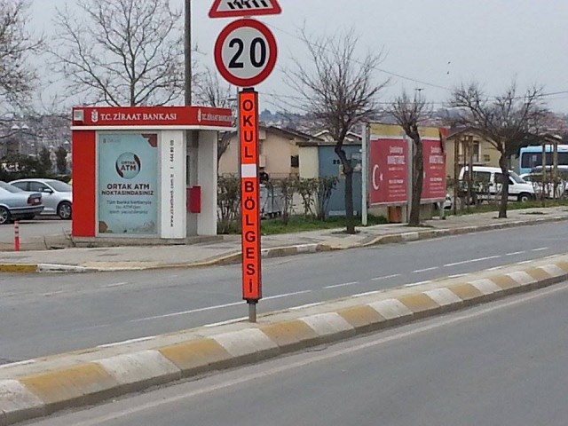 Bomba ihbarı heyecan yarattı