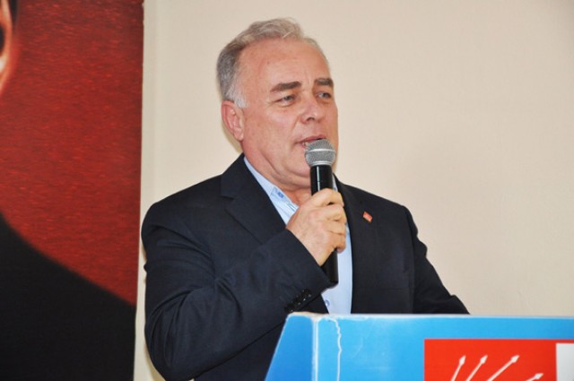 Değirmenci: Gözüm örgüte, yüzüm halka dönük