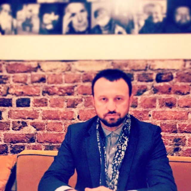 Üstündağ’a saldırı
