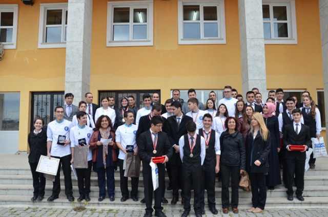 Başarı ödülleri sahiplerini buldu
