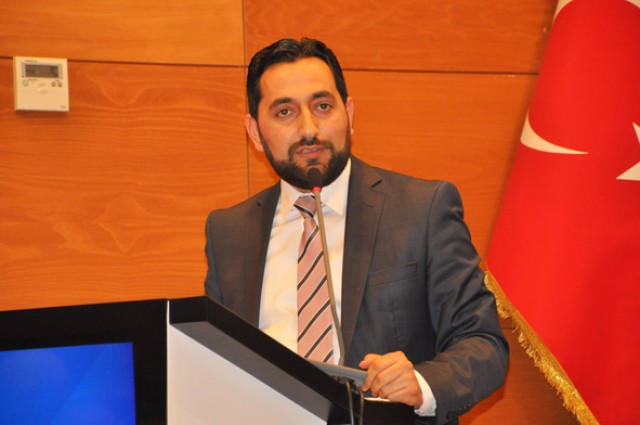 Kutlu: Biz lafa değil icraata bakıyoruz