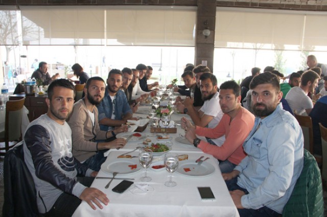 Olta’dan, Silivrispor’a yemek
