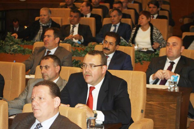 Uzun’un ‘fıkra’sı, AK Partilileri kızdırdı
