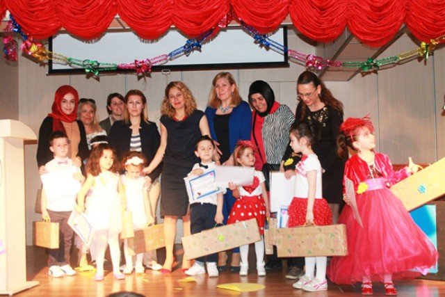 Minikler kendilerine hayran bıraktı