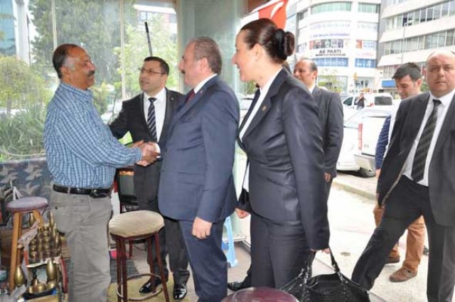 Seçim yarışı kızışıyor