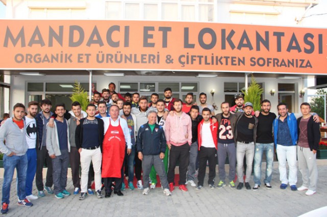 Silivrisporlu oyuncular yemekte buluştu
