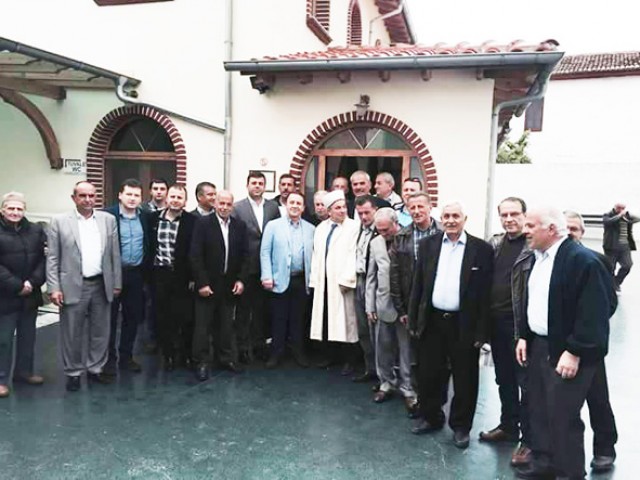 İskeçe’de Cuma namazı