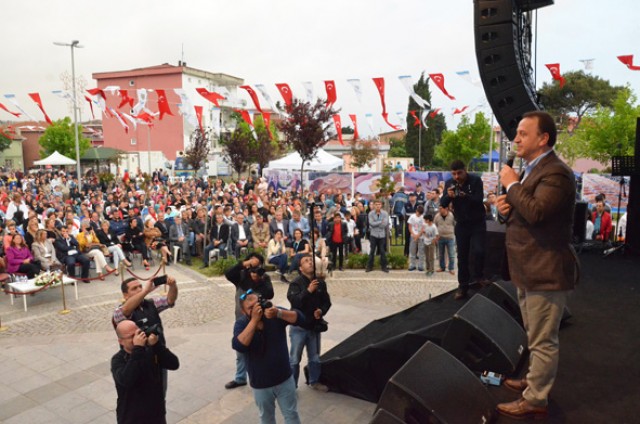 Börekler yarıştı, halk kaynaştı