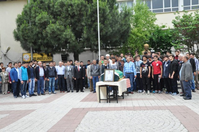 Umutcan’dan ağlatan veda
