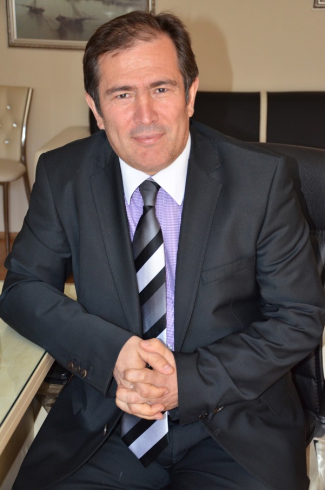 Siyasilerden seçim analizleri