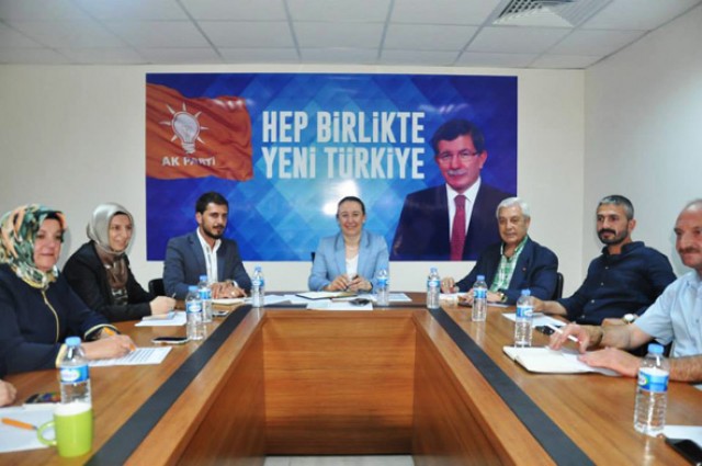 “Seçim saffındaymış gibi çalışmaya devam”