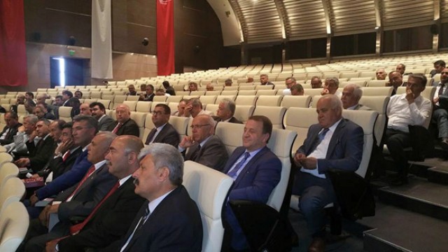 CHP, koalisyon seçeneklerini değerlendirdi