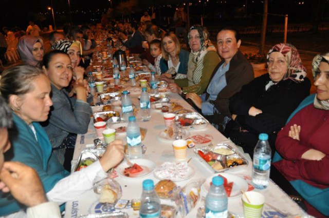 Sahilde sahurda buluştular
